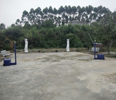 柳州苗圃园羽毛球气排球柱安装