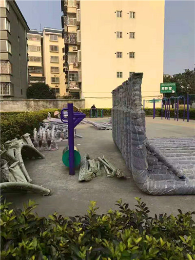 篮球架报价-篮球架厂家-篮球架图片-篮球架高度-成冠体育